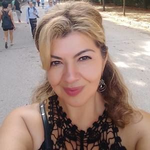 Meet your Posher, Connie